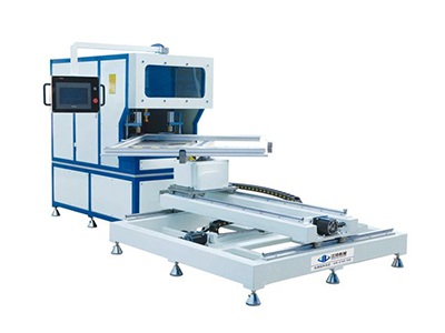 安装了同花顺（中国）六轴智能控制系统的书型礼盒生产线